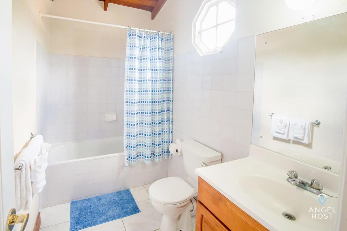 2-Story Townhome With Private Pool, Ideal For Group! クライストチャーチ エクステリア 写真